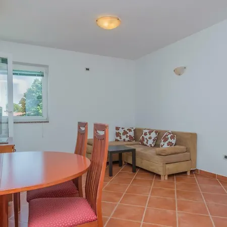 Riva Apartament *